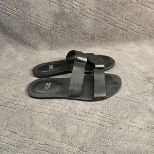 Eileen Fisher Black Leather Sandals Womens Sz 8 Slides Slip On Shoes.
